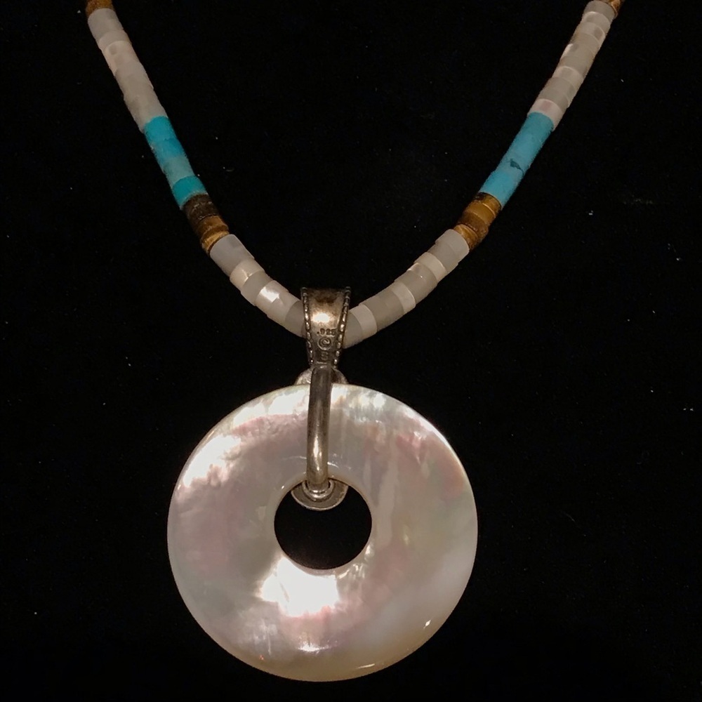 Shube Dakota West Sterling Mother of Pearl Pendant Heishi Bead Necklace - Picture 5 of 8